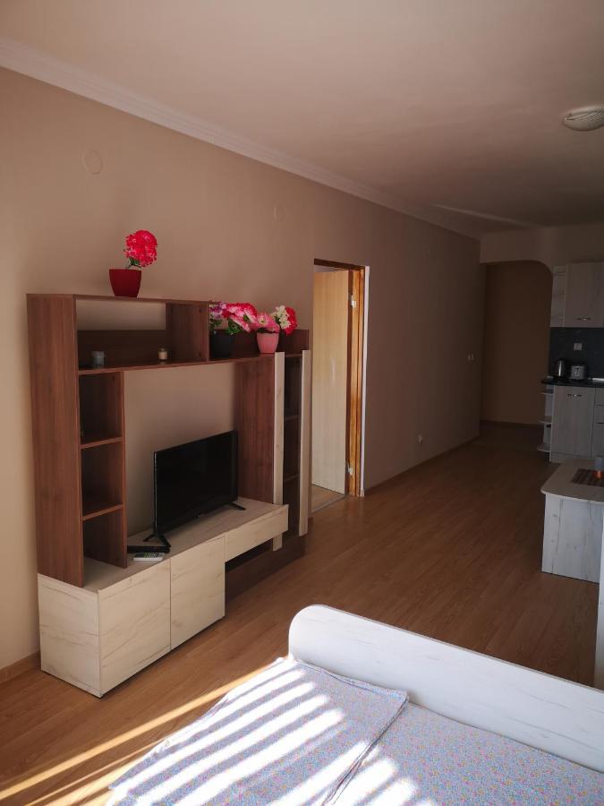 Seaview Apartment Complex Karia Kavarna ภายนอก รูปภาพ
