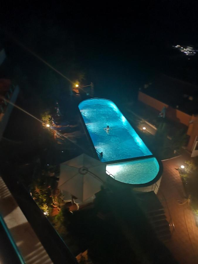 Seaview Apartment Complex Karia Kavarna ภายนอก รูปภาพ