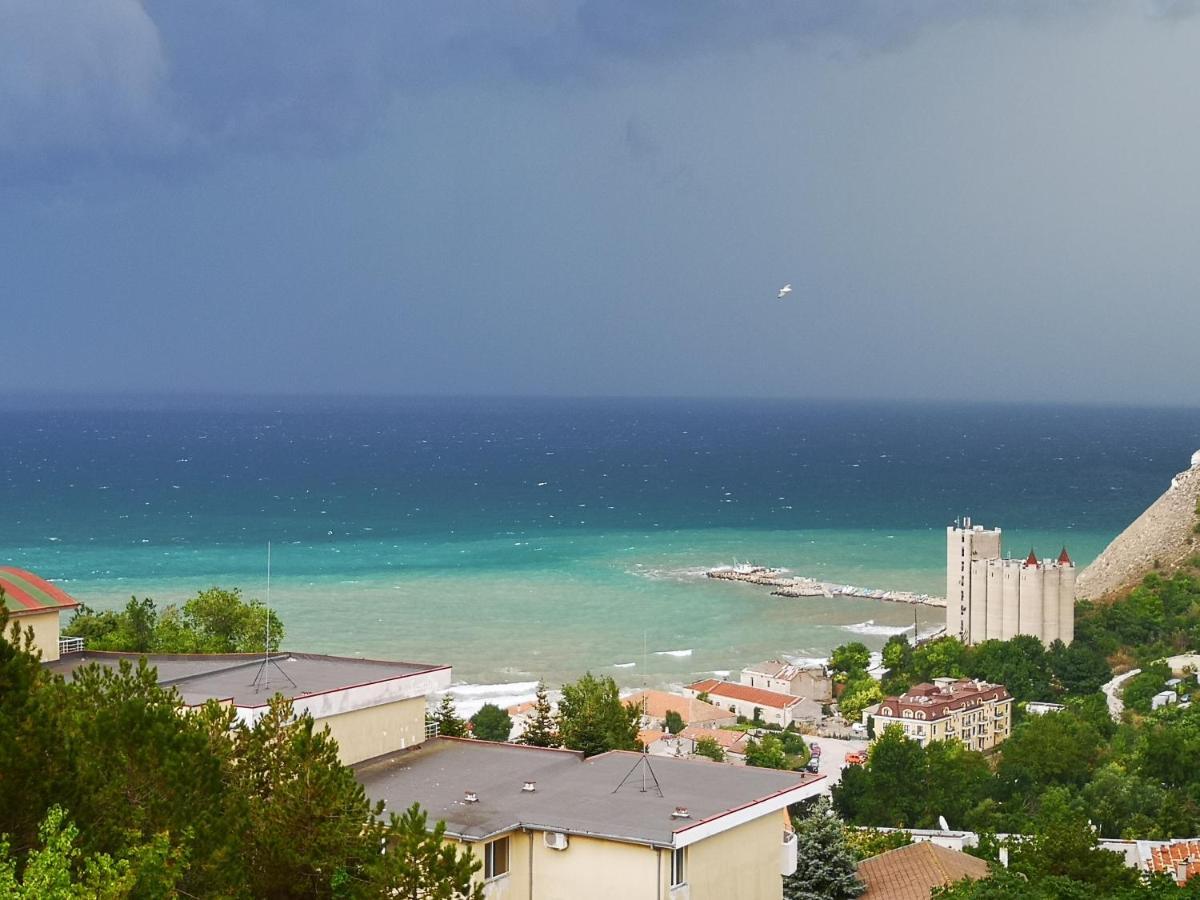 Seaview Apartment Complex Karia Kavarna ภายนอก รูปภาพ
