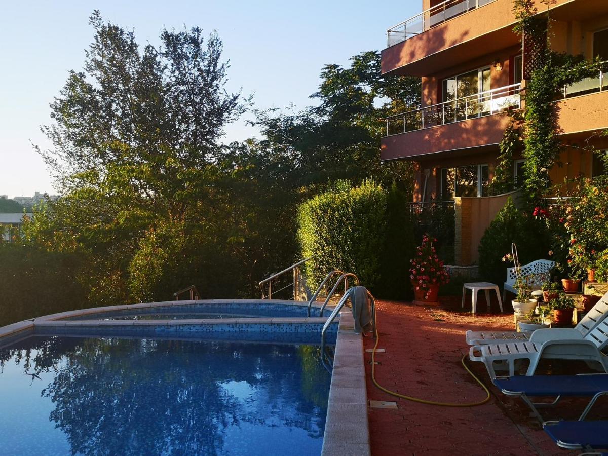 Seaview Apartment Complex Karia Kavarna ภายนอก รูปภาพ