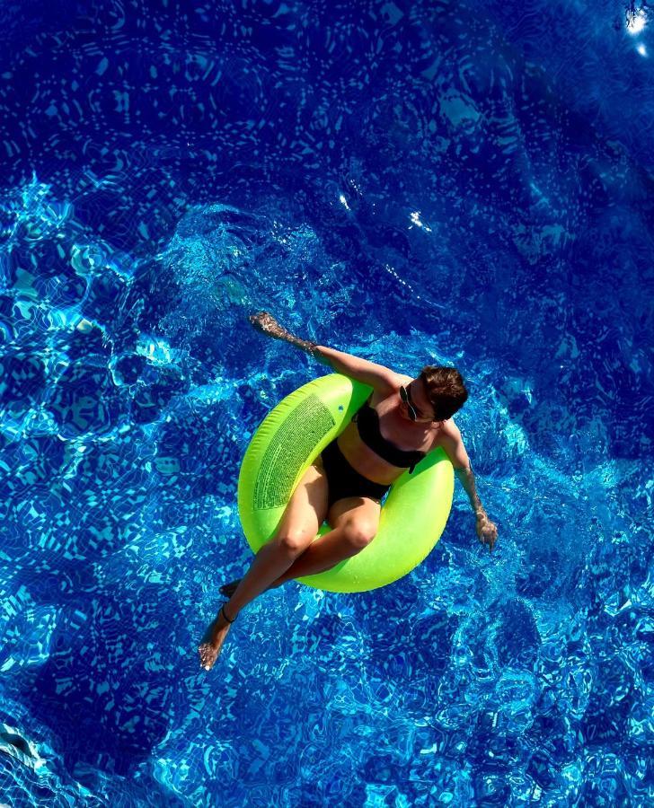 Seaview Apartment Complex Karia Kavarna ภายนอก รูปภาพ